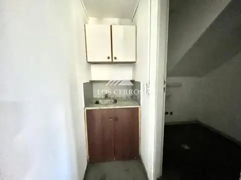 Local comercial en  alquiler Bariloche - sobre ruta.