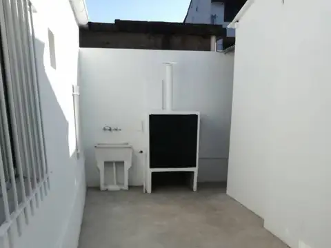 Depto Tipo Casa en Alquiler en Villa Adelina, $ 725.000