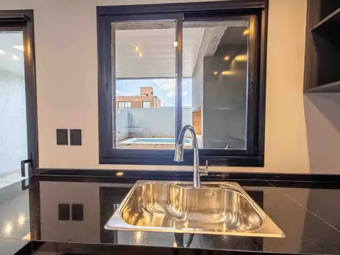 Casa en Venta 1 año