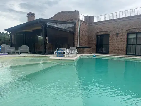 Casa en Alquiler de 4 dormitorios