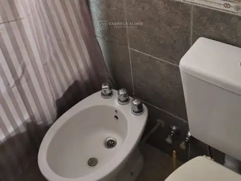 Departamento en Alquiler en Caseros, $ 750.000