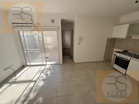Departamento en Alquiler en Villa Sarmiento, $ 600.000