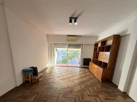 DEPARTAMENTO 3 AMBIENTES CON COCHERA