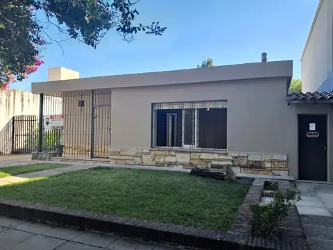 2 CASAS con patio zona norte GRANJA DE FUNES