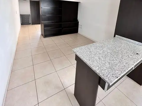 Mitre 100