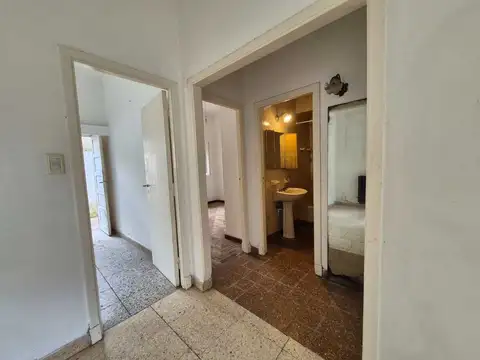 Venta  Casa a refaccionar 3 ambientes para proyect