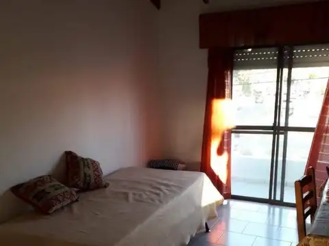 calle 6 y 79.Mar del Tuyu 100