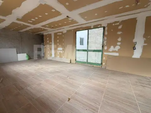 VENTA DE CASA A TERMINAR EN PLOTTIER