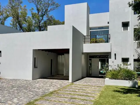 CASA 6 AMBIENTES EN VENTA, COUNTRY SOFITEL, LA RESERVA CARDALES