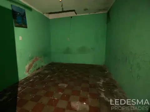 LOCAL COMERCIAL A REFACCIONAR