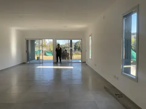 Casa en Venta en Pilar del Este - San Alfonso, USD 155.000