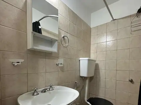 Avellaneda 900, Piso 1
