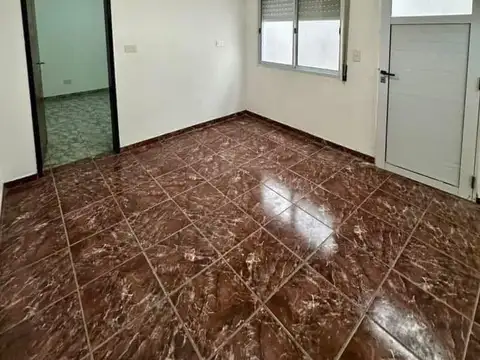 Depto Tipo Casa en Alquiler de 1 dormitorio