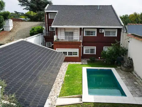 CASA EN VENTA 7 AMBIENTES EN JOSE MARMOL APTO CREDITO