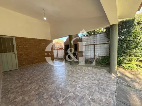 Casa 3 ambientes con 1 baño