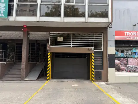 Diagonal 73 e/ 55 y 56 1500