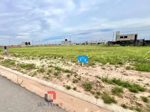 Lote en Cuestas de Manantiales (ubicación CENTRAL)