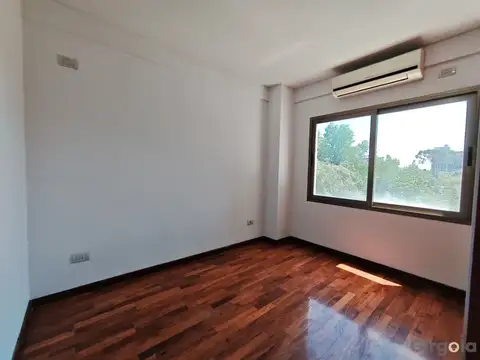 Departamento en Venta al Noreste