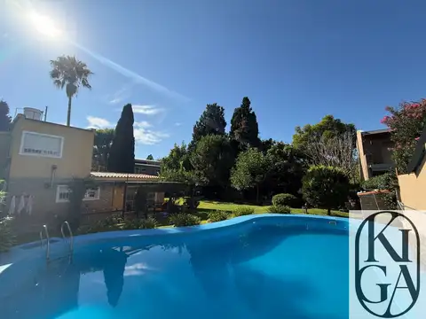 Casa en Venta con 1 cochera