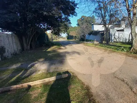 Terreno en Venta en Villa Elvira, USD 40.000