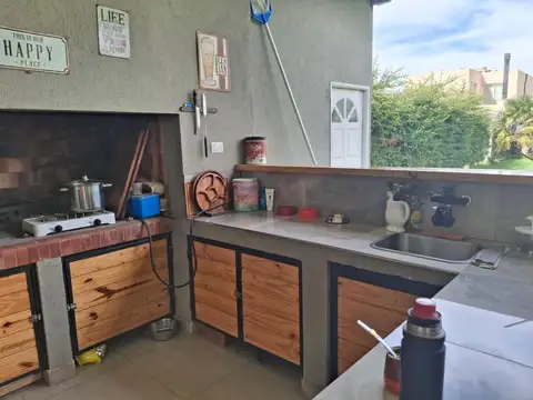 VENTA Casa de 3 dormitorios en B°Privado ELEMENTOS Plottier