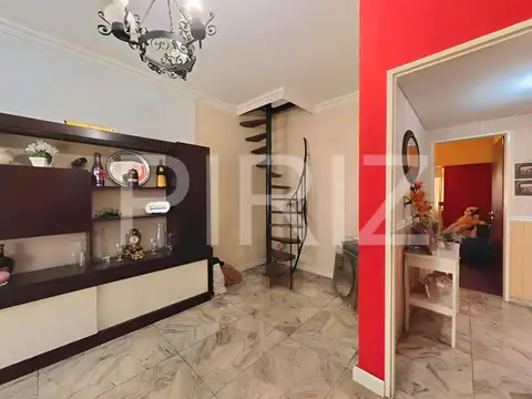 Casa  Venta 5 ambientes en Castelar Norte