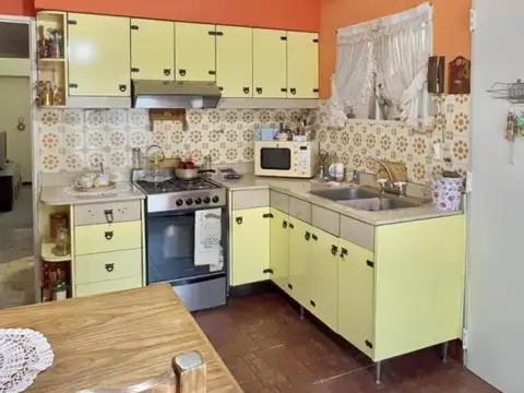 Casa en Venta con 1 cochera