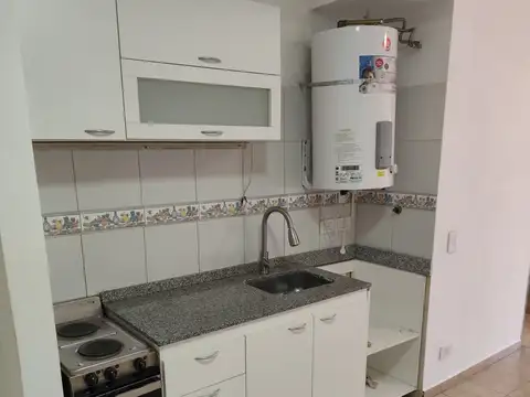 Departamento en Alquiler en Villa Pueyrredon, $ 700.000