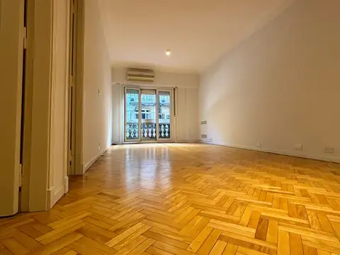 AV LIBERTADOR al 2600