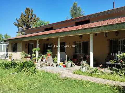 Venta Casa en Domselaar Chico 3 Dormitorios