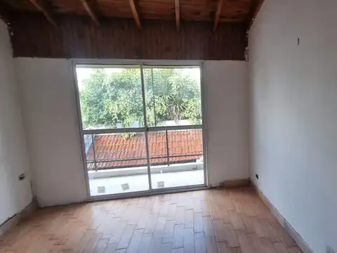 José Camilo Crotto 7800