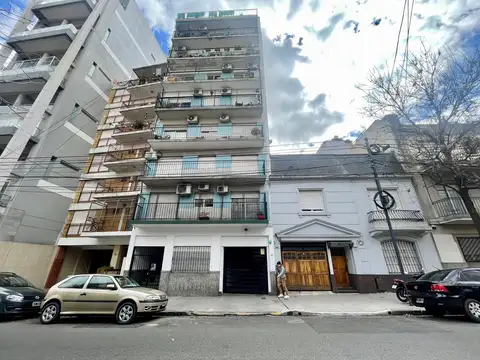 Venta 3 AMBIENTES FRENTE BALCÓN Barrio Almagro México al 4300  Apto Profesional.