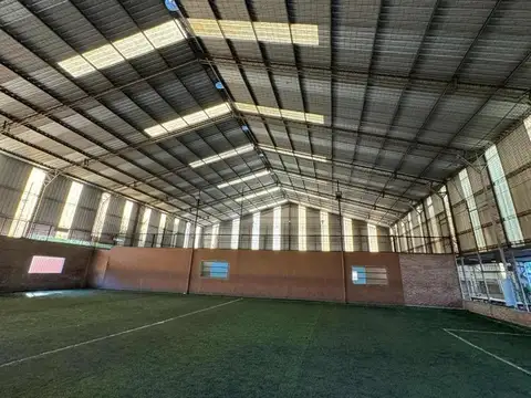 Complejo de deportivo en venta - Canchas de paddle - Florencio Varela
