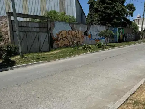 Complejo de deportivo en venta - Canchas de paddle - Florencio Varela