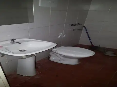 LOCAL 40M2 SANTOS VEGA 7400 VILLA BOSCH