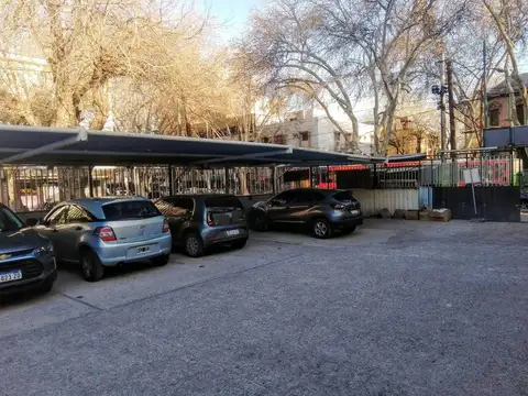 Cocheracubierta  en venta ubicado en Otros Barrios