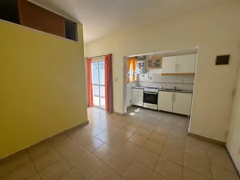 VENTA PH 2 AMB PATIO en Ramos Mejía