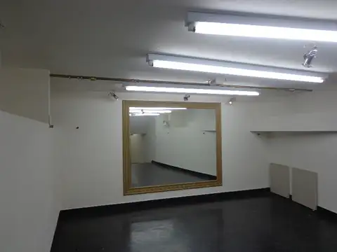 Local en Venta 40 años