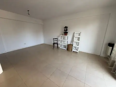 Departamento en Venta en Villa del Parque, USD 135.000