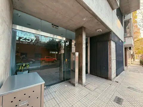 Zeballos 257 - Departamento De 2 Dormitorios Con Cochera En Venta - Martin, Rosario