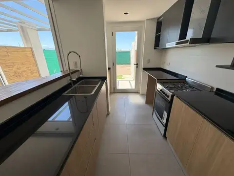 Departamento 3 ambientes con 2 baños