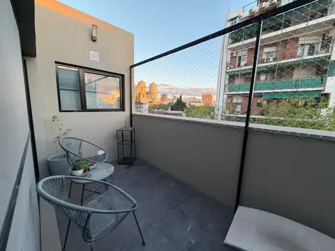 DEPARTAMENTO 5 AMBIENTES CABALLITO TERRAZA COCHERA