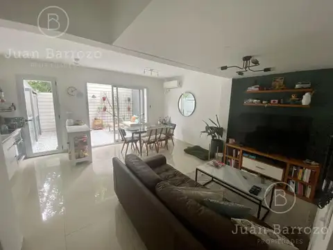 Venta de Triplex en Banfield Oeste