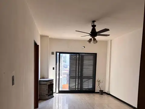  Excelente Dpto 3 ambientes en caseros 