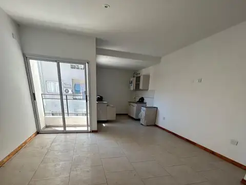 Jose Leon Suarez 2200 , Piso 1