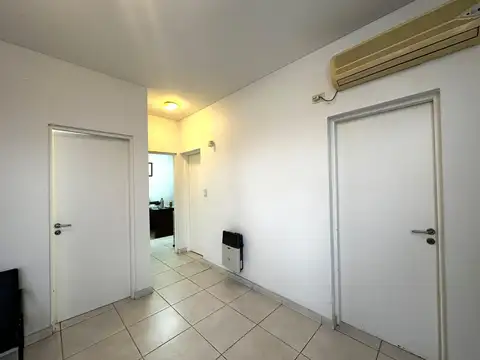 Oficina en Alquiler en Echesortu, USD 1.500