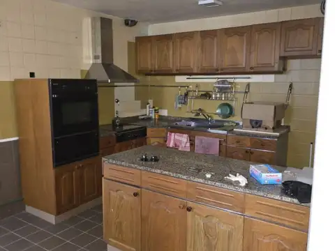 RECONQUISTA 1465 , Piso 1