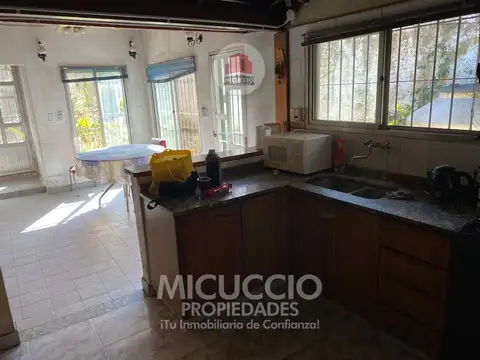 Casa en venta, Don Bosco N°549 entre H. Yrigoyen y Asborno, Escobar centro