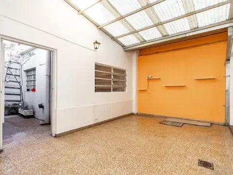 Casa en Venta en Monte Castro, USD 180.000