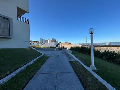 DEPARTAMENTO CON SALIDA AL MAR EN VILLA GESELL